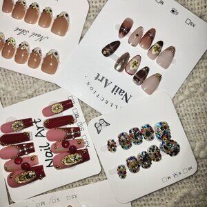 Bundles of Press on nails